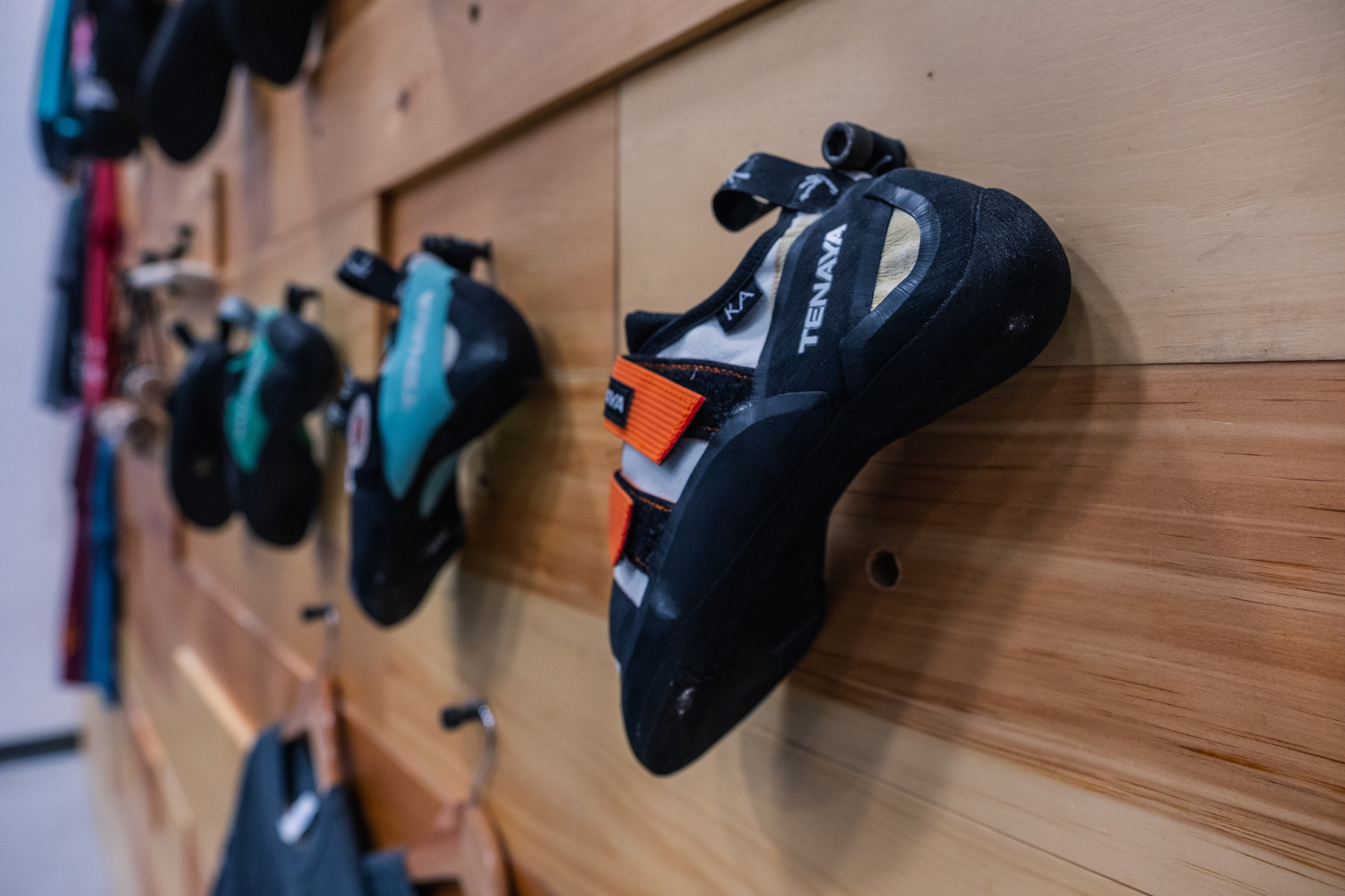 Buy Climbing Shoes in Toronto